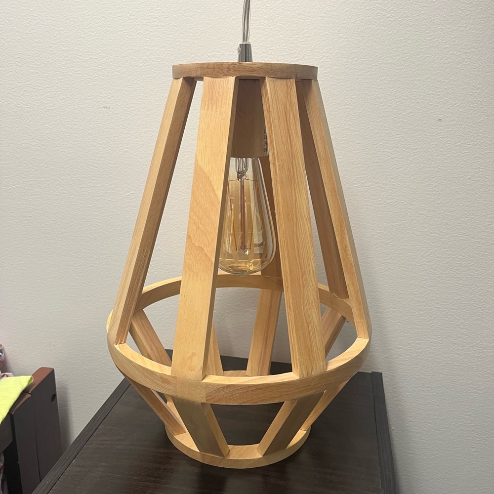 Pendant light